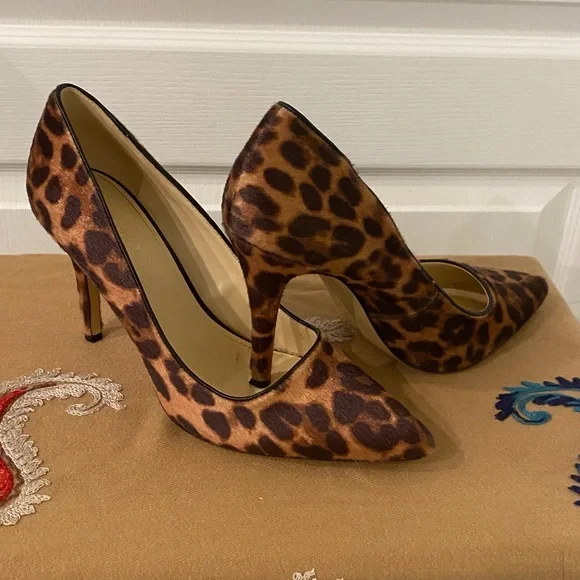 Nine West Sz 71/2 Awesome Cheetah Print Heels with Sleek Pointed Toe - Picture 4 of 5